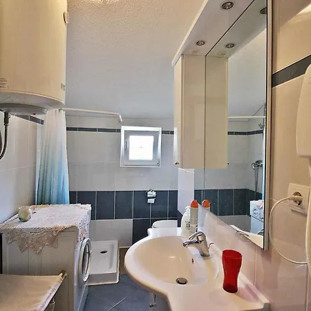 In Sveti Lovrec Istrien 26326 Appartamento